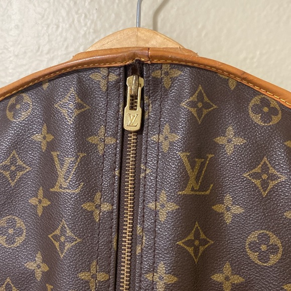 Rare Vintage Louis Vuitton Monogram Garment Bag, c. 1990's - Picture 6 of 17